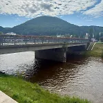 Apartmán Moderny V Centre Banskej Bystrice So Sukromnou Terasou A Parkovanim