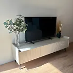 Moderny V Centre Banskej Bystrice So Sukromnou Terasou A Parkovanim 아파트