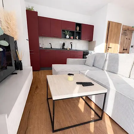 Appartement Moderny So Sukromnou Terasou V Centre Banskej Bystrice *