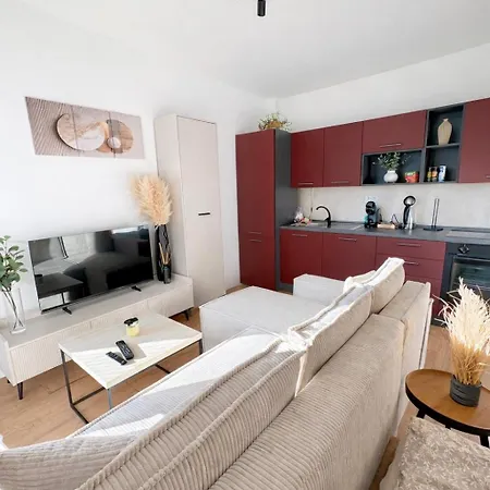Appartement Moderny So Sukromnou Terasou V Centre Banskej Bystrice Banská Bystrica