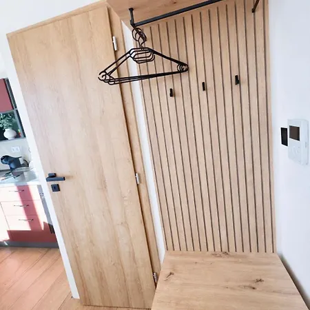 Appartement Moderny So Sukromnou Terasou V Centre Banskej Bystrice Banská Bystrica